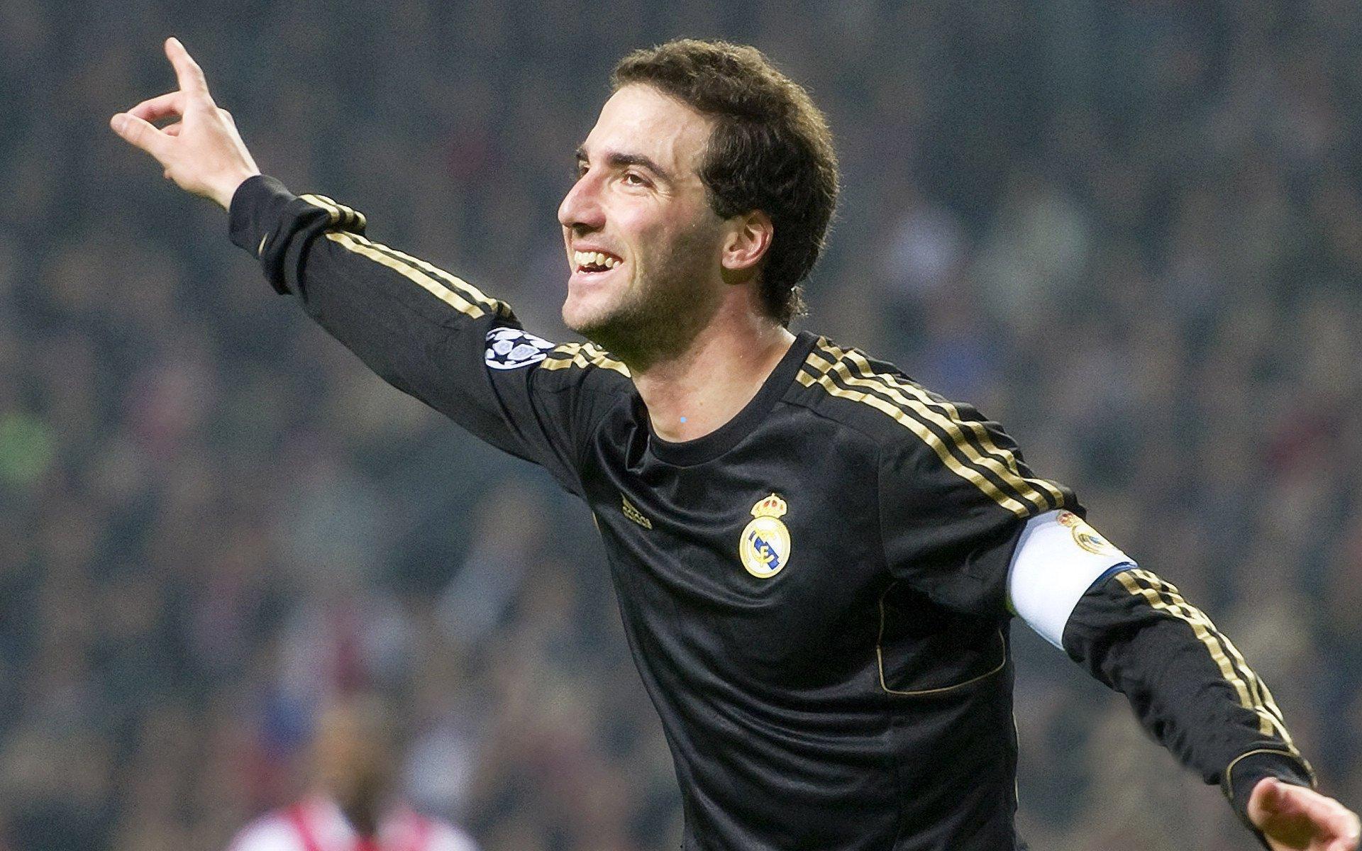 【爱游戏官网】伊尼戈·马丁内斯坦言巴萨生涯达巅峰，拉波尔塔排除高价回归可能