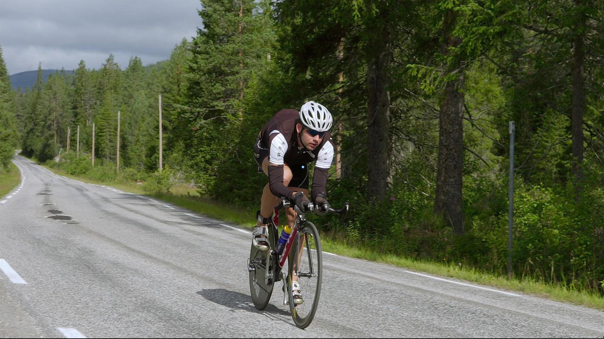 背水一战！国足半决赛前瞻，明晚岛民4小时超长直播，老董聊球深度解析胜负手